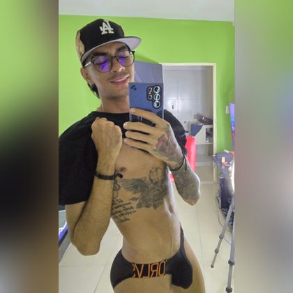 kenny23cm OnlyFans picture