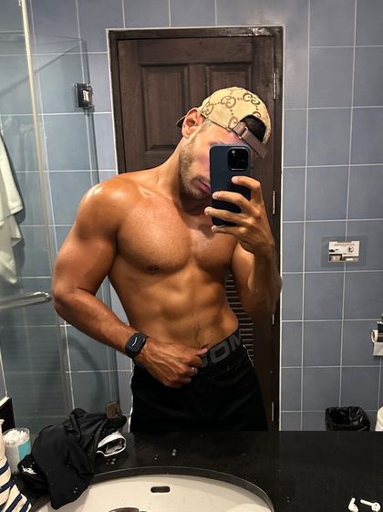 maitrerayan94 OnlyFans picture