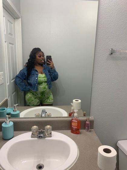 u248052799 OnlyFans picture