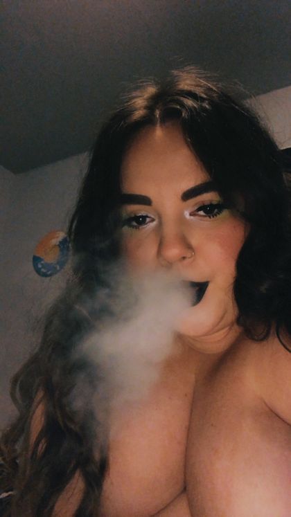 yourcurvyshygirl OnlyFans picture