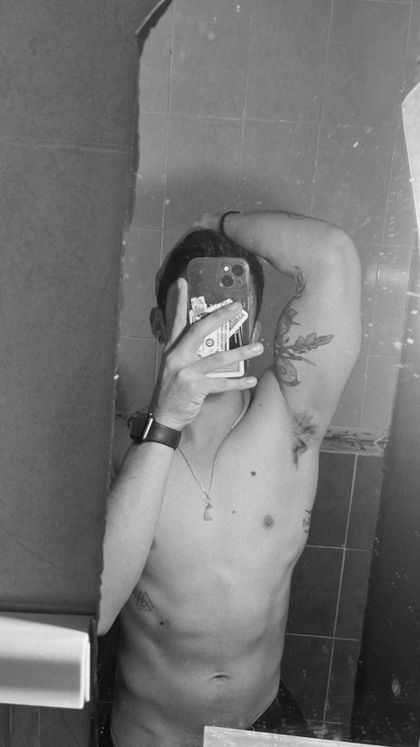 jerryavina OnlyFans picture