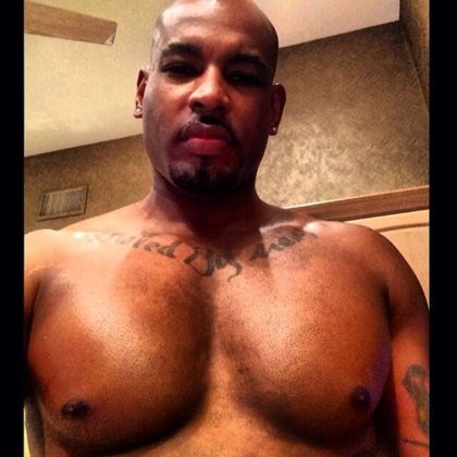 flashbrown OnlyFans picture