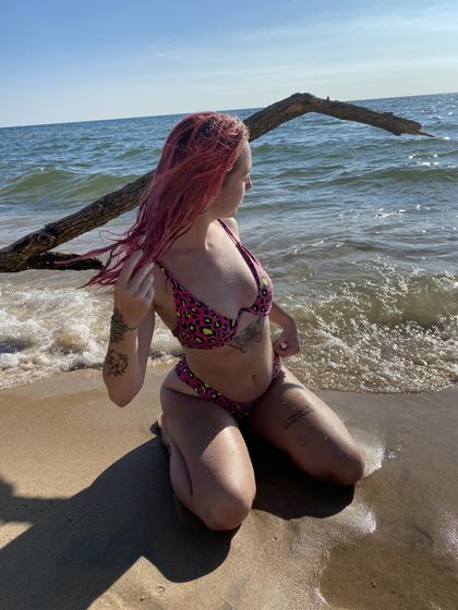 babyysquidd OnlyFans picture