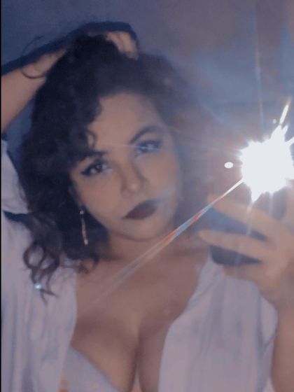 merying OnlyFans picture