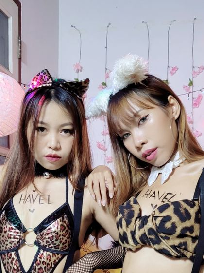 we2sisters.tv OnlyFans picture