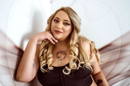 alliebutterflyx OnlyFans picture