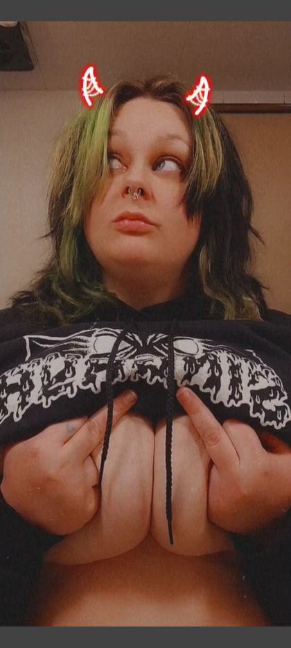 queensyn OnlyFans picture