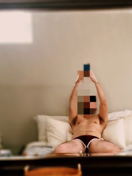 bedridden OnlyFans picture