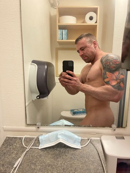u182643640 OnlyFans picture