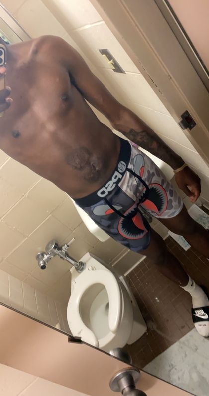 dl_military OnlyFans picture