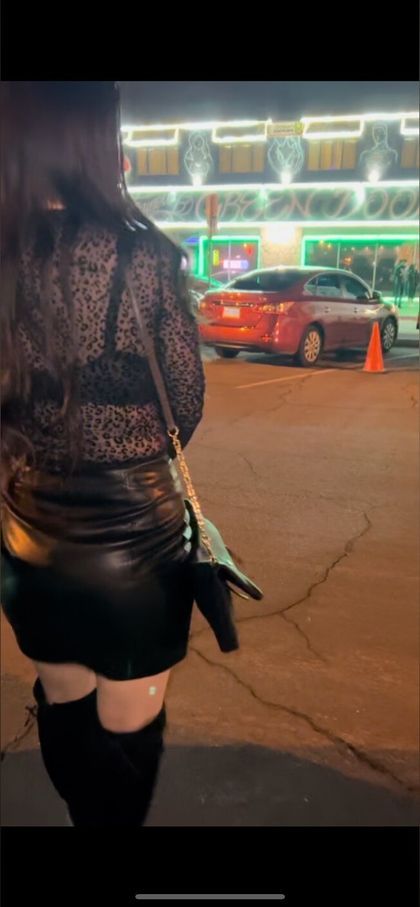 julllles OnlyFans picture