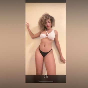 Morena caliente