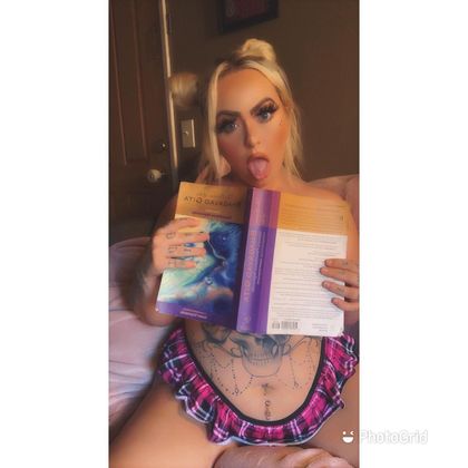 karmacali OnlyFans picture