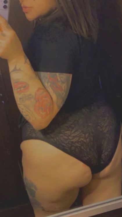 deservedcurves OnlyFans picture