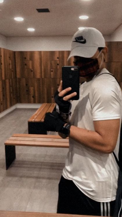 andybass OnlyFans picture