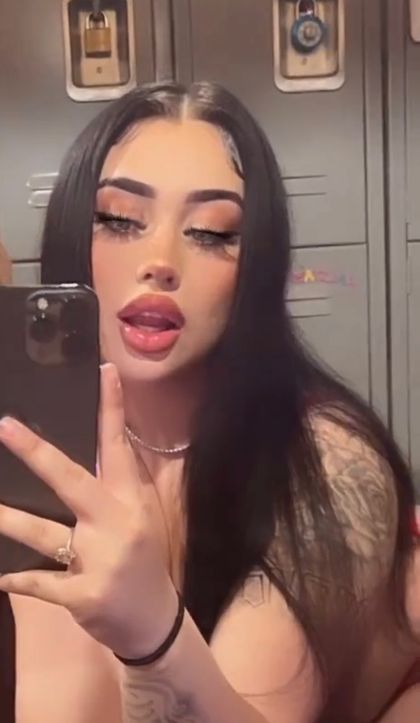 latinamamii02 OnlyFans picture