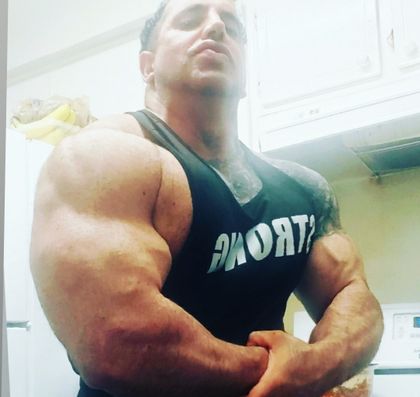 Best Hot Muscle OnlyFans Accounts | FansMetrics.com