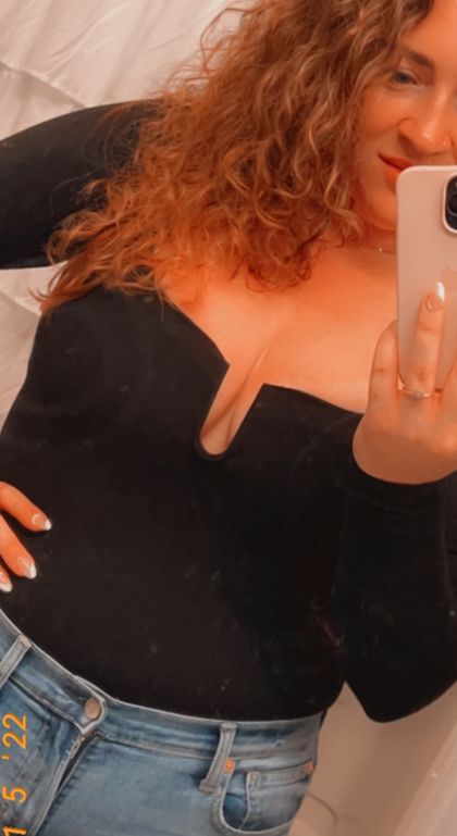 nurserenee OnlyFans picture