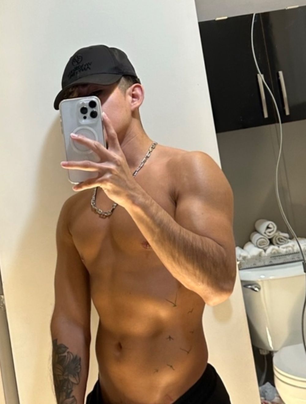 itzthatboycarlos OnlyFans profile picture