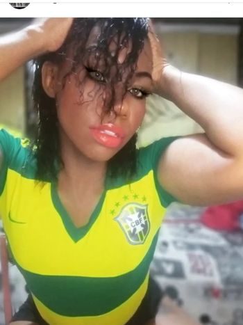 NEGRALINDAA