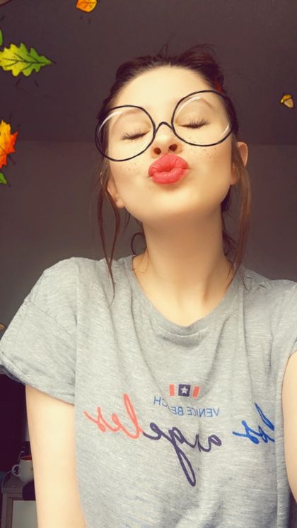 chloelouise18 OnlyFans picture