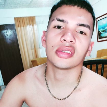 alejandrohigueradtd OnlyFans picture