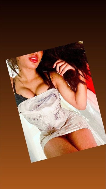 elysaphoenixa OnlyFans picture