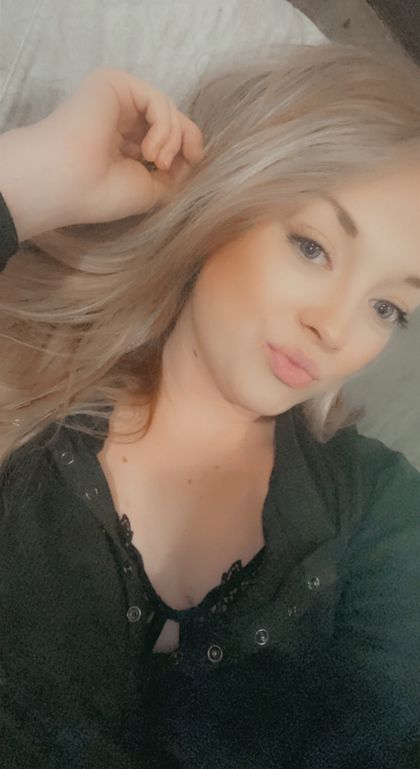 Best Hot Theavamarie OnlyFans Accounts FansMetrics