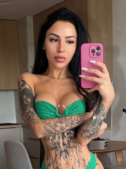 tinatattooed OnlyFans picture
