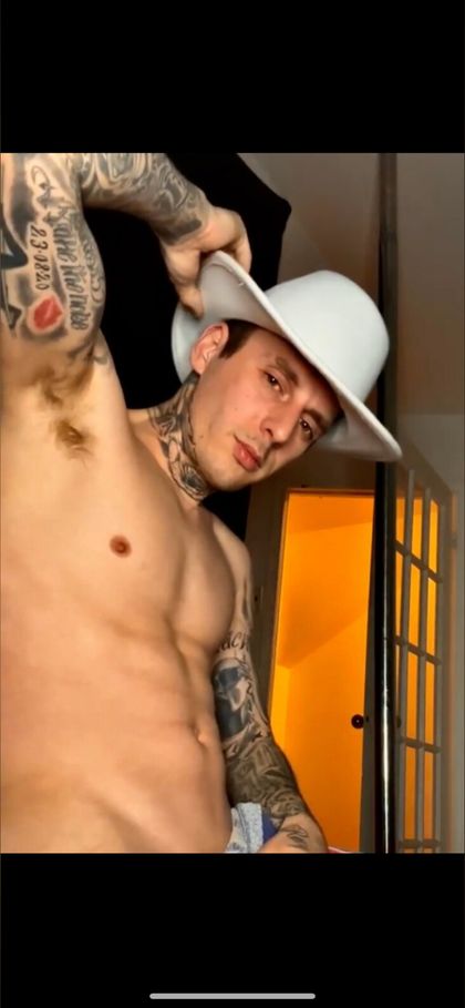 strap-pouchon OnlyFans picture