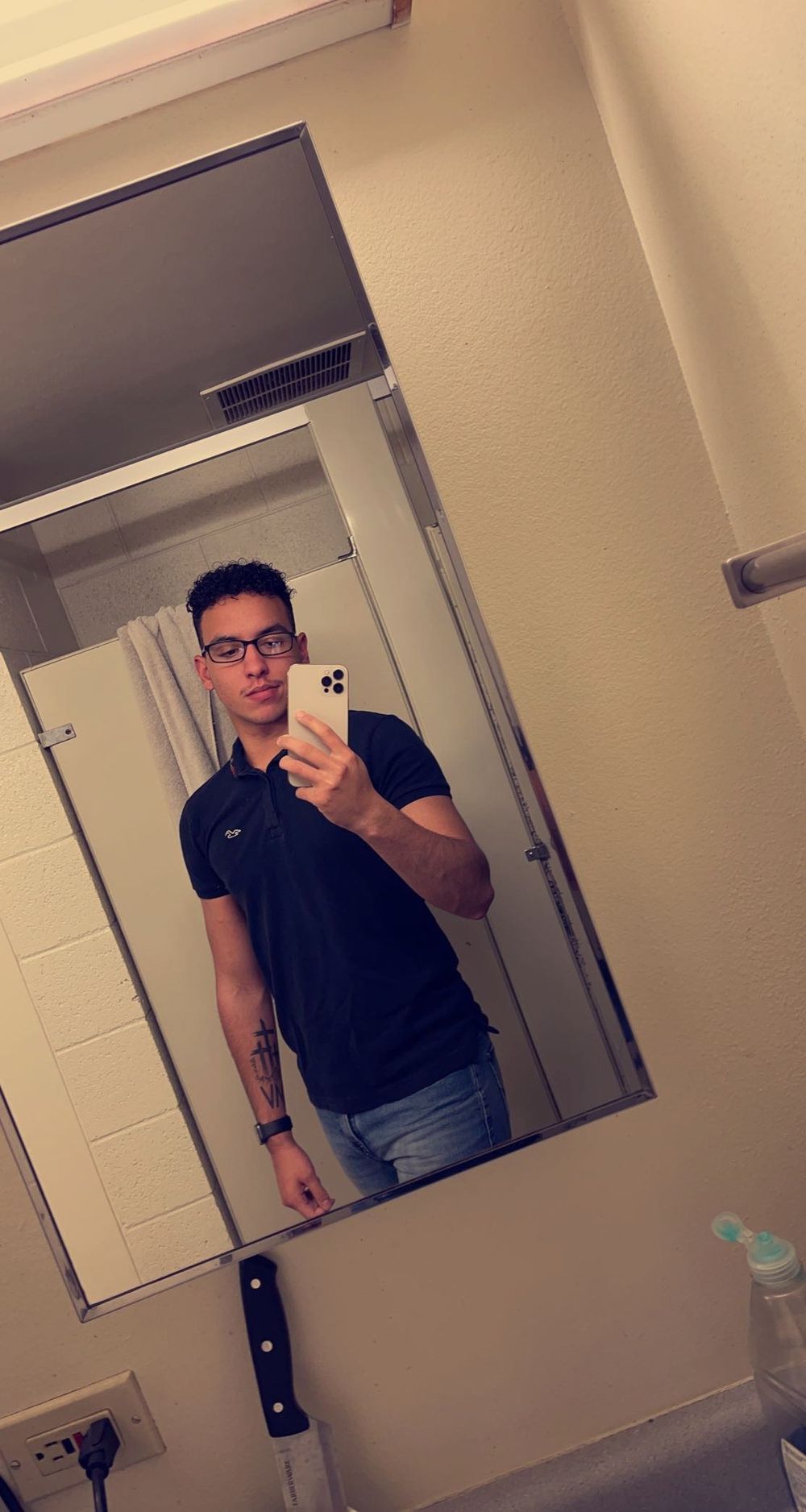 frekycurlyfuk OnlyFans profile picture
