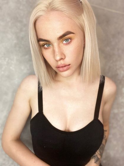 Best Bexxy OnlyFans Accounts | FansMetrics.com