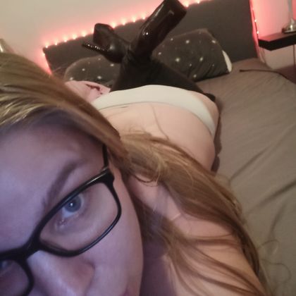 soetajag OnlyFans picture