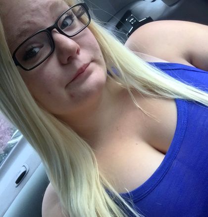 curvyblondebabexo OnlyFans picture