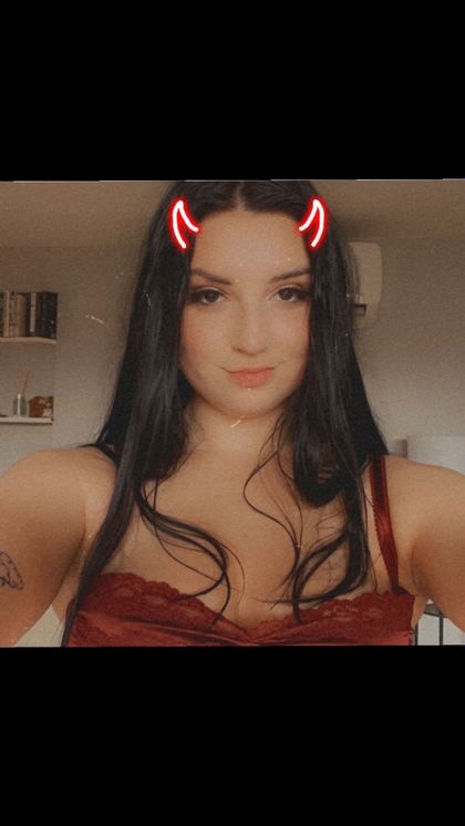 yourqueenkatiee OnlyFans picture