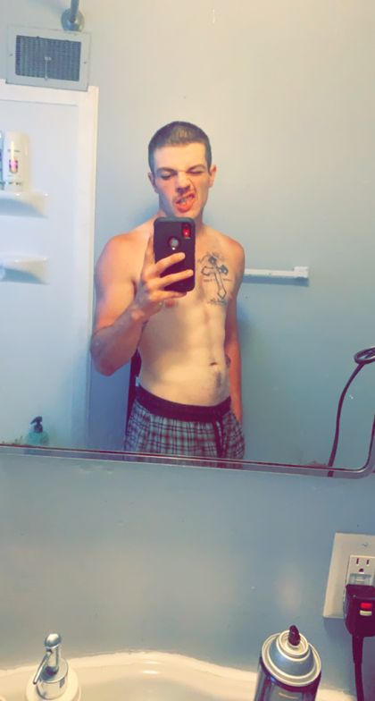 tpee98 OnlyFans picture