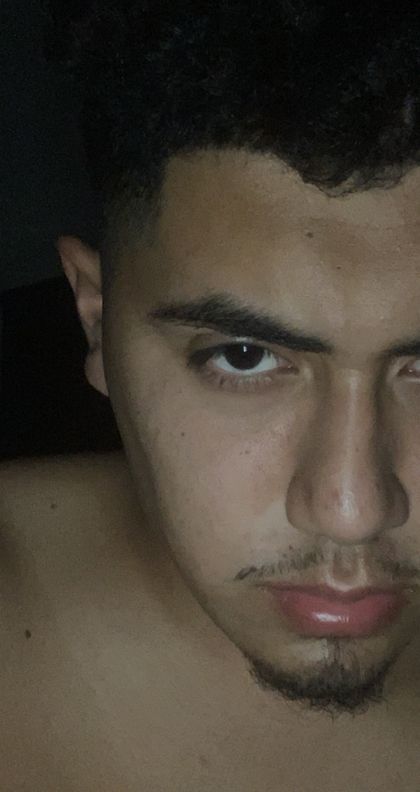 lowercased OnlyFans picture