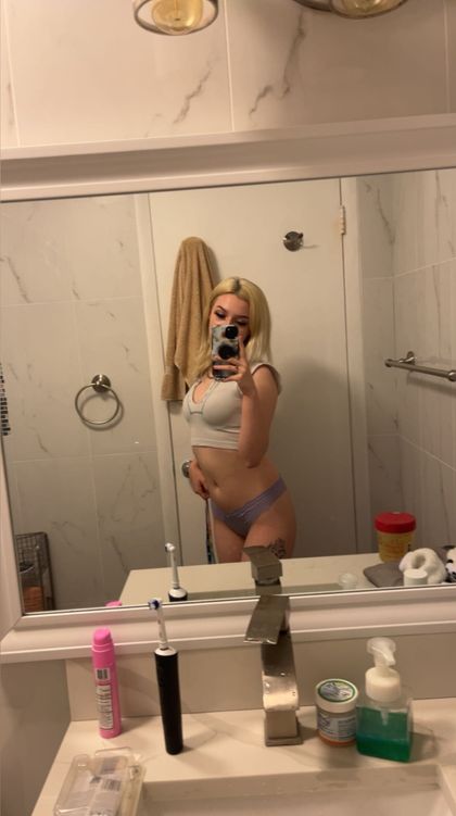 lilmarinapree OnlyFans picture