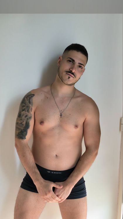 dom996 OnlyFans picture