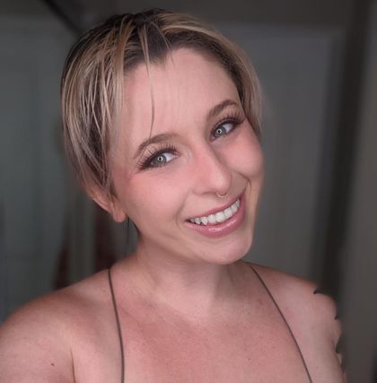 Female Best Amateur OnlyFans of 2022, near United States | FansMetrics.com