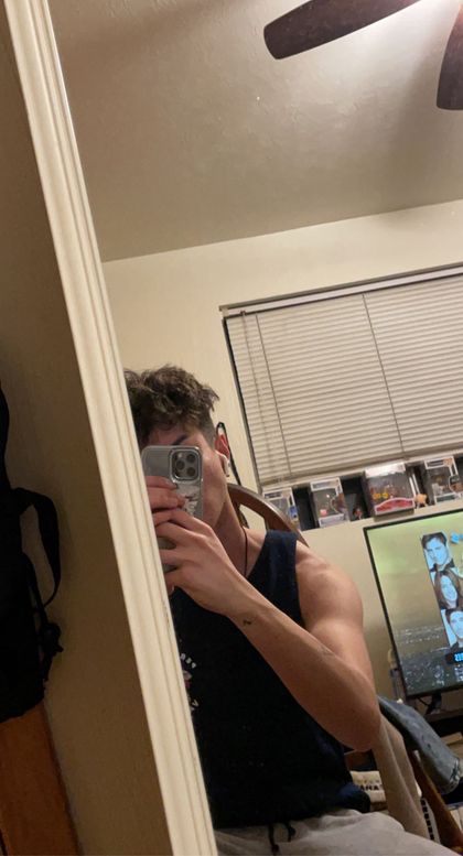 punkguyy OnlyFans picture
