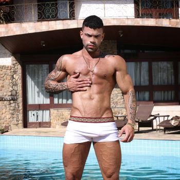 Apolo Bad Boy
