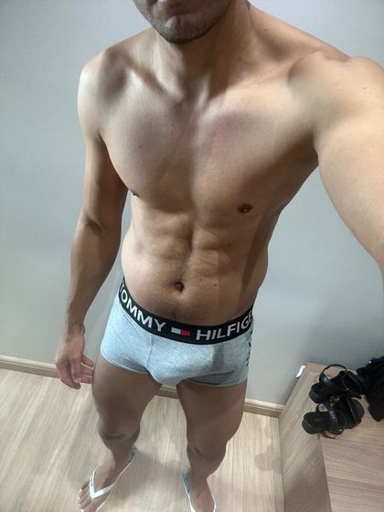 elchamo24 OnlyFans picture
