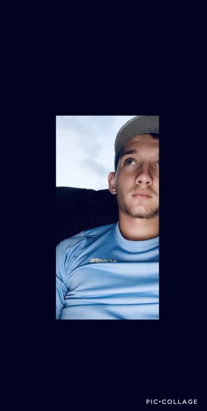 u10424292 OnlyFans picture