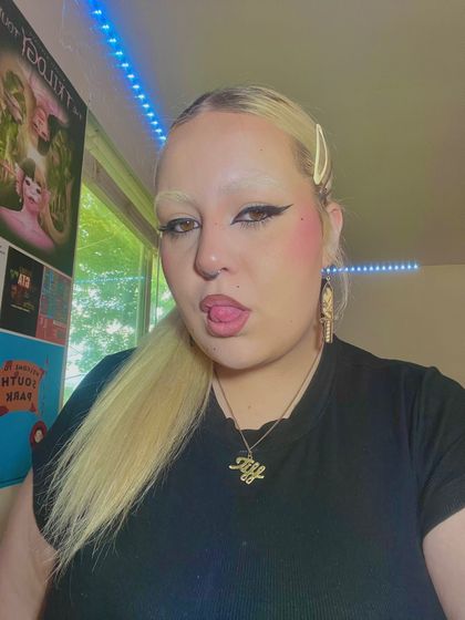 sweetpeachkai OnlyFans picture
