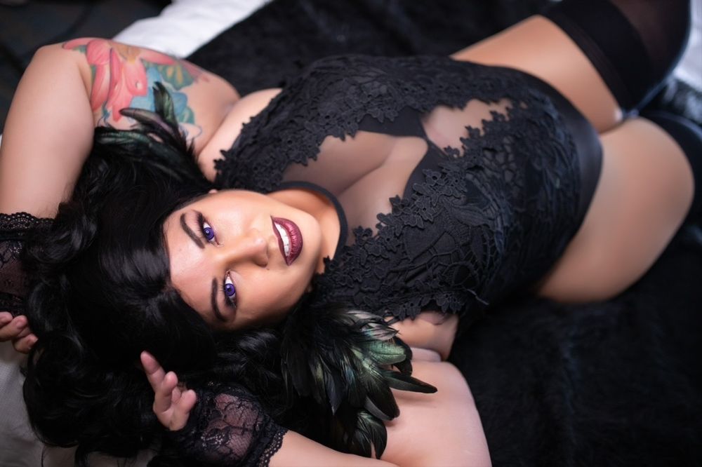 surelyshirley OnlyFans profile picture