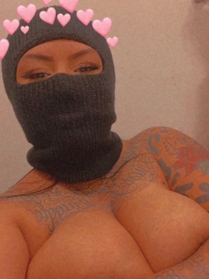 tattedliz OnlyFans picture