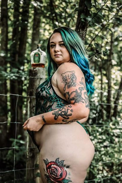 itshalobitch OnlyFans picture