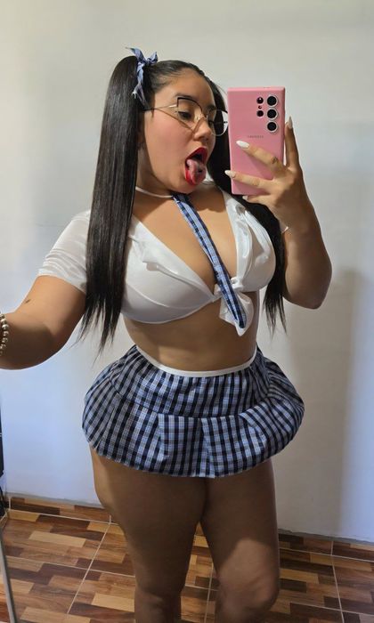 brunettejulieta OnlyFans picture