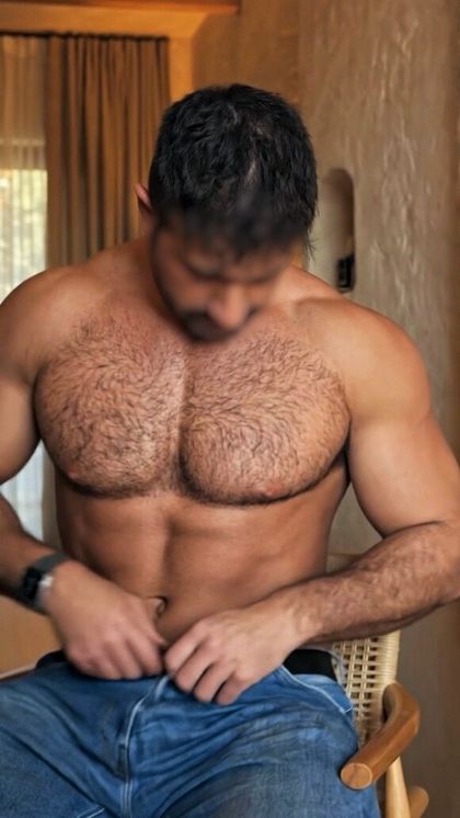 rawarab OnlyFans picture